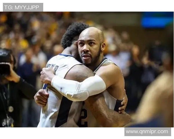 重庆篮球队成长之路:从默默无闻到辉煌成就的纪实故事