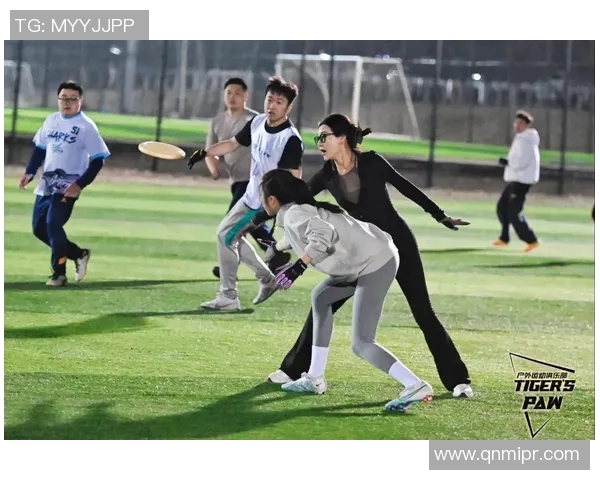 飞盘竞技的魅力与挑战:深入西安飞盘队的技术与训练揭秘